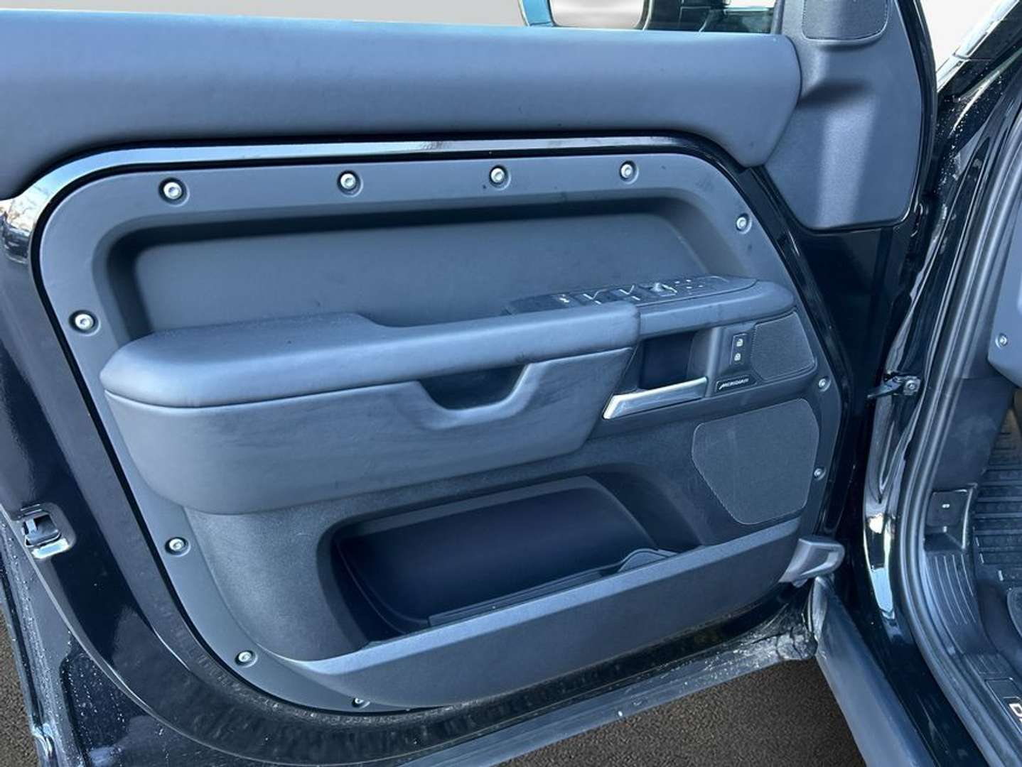 Land Rover Defender 130 X-Dynamic SE D300 - 2025 - Joinsteer - #15