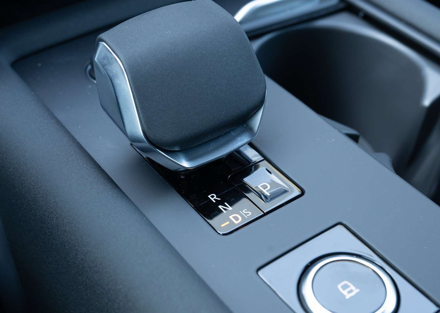 Land Rover Discovery D250 Dynamic SE Navi ACC AHK 7.Sitzer Leder - 2025 - Joinsteer - #20