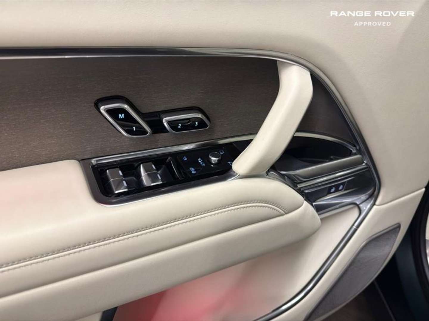 Land Rover Range Rover SV SWB 3.0 P550e 550ch PHEV - 2024 - Joinsteer - #5