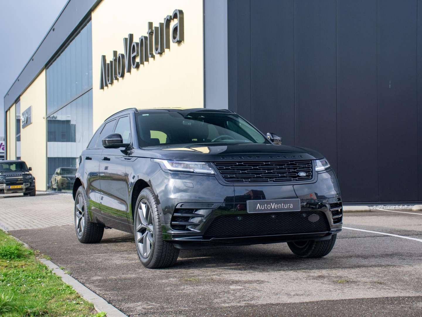 Land Rover Range Rover Velar 2.0 P400e AWD Dynamic SE PHEV - 2025 - Joinsteer - #2