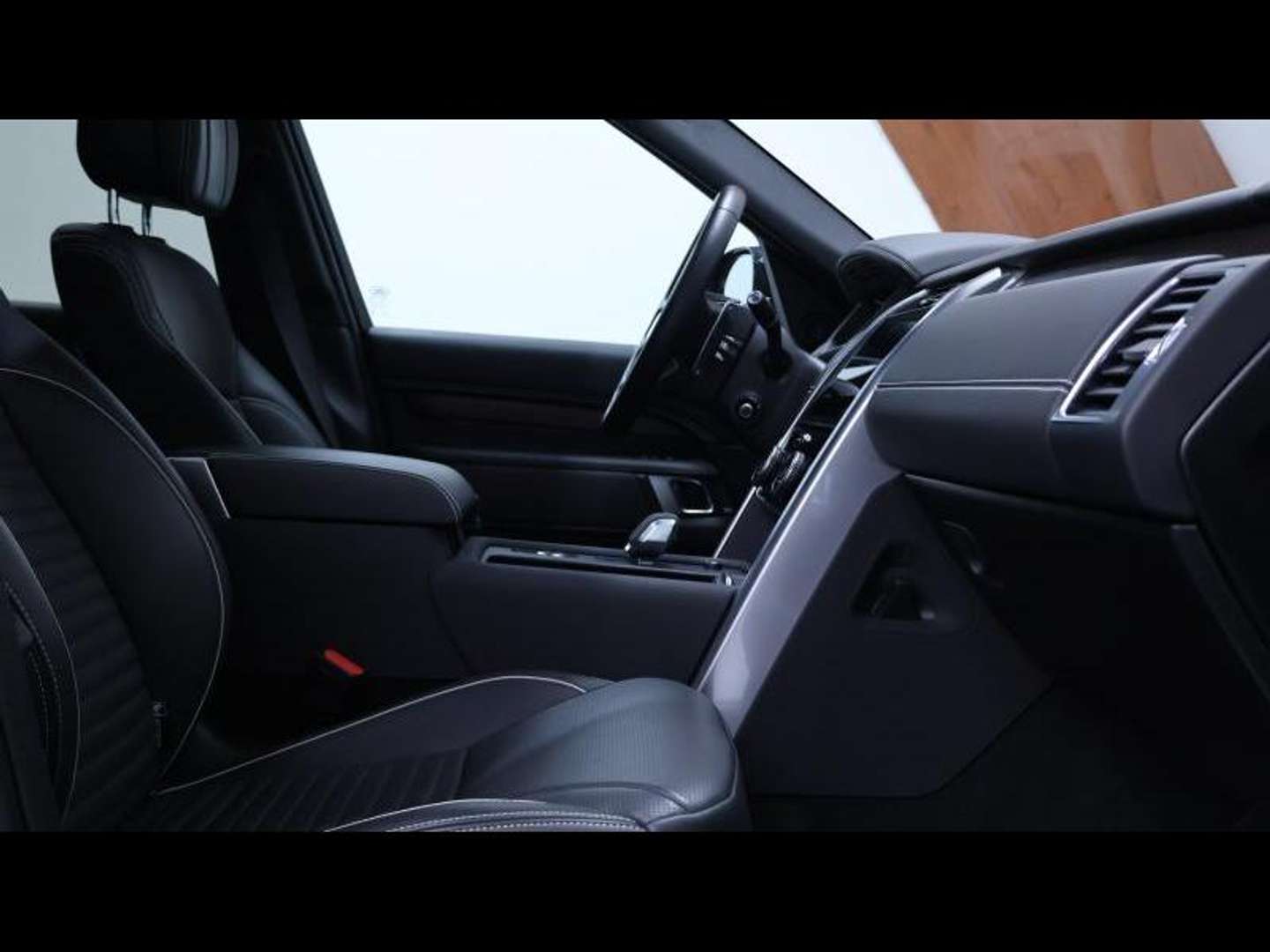 Land Rover Discovery D300 Metropolitan Edition AWD Auto 7 Places - 2023 - Joinsteer - #12