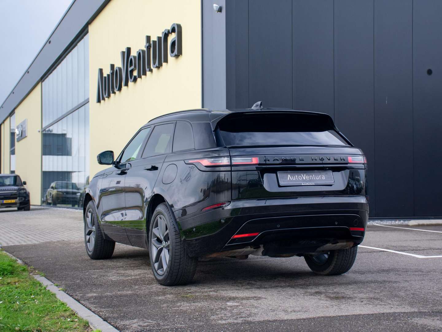 Land Rover Range Rover Velar 2.0 P400e AWD Dynamic SE PHEV - 2025 - Joinsteer - #3