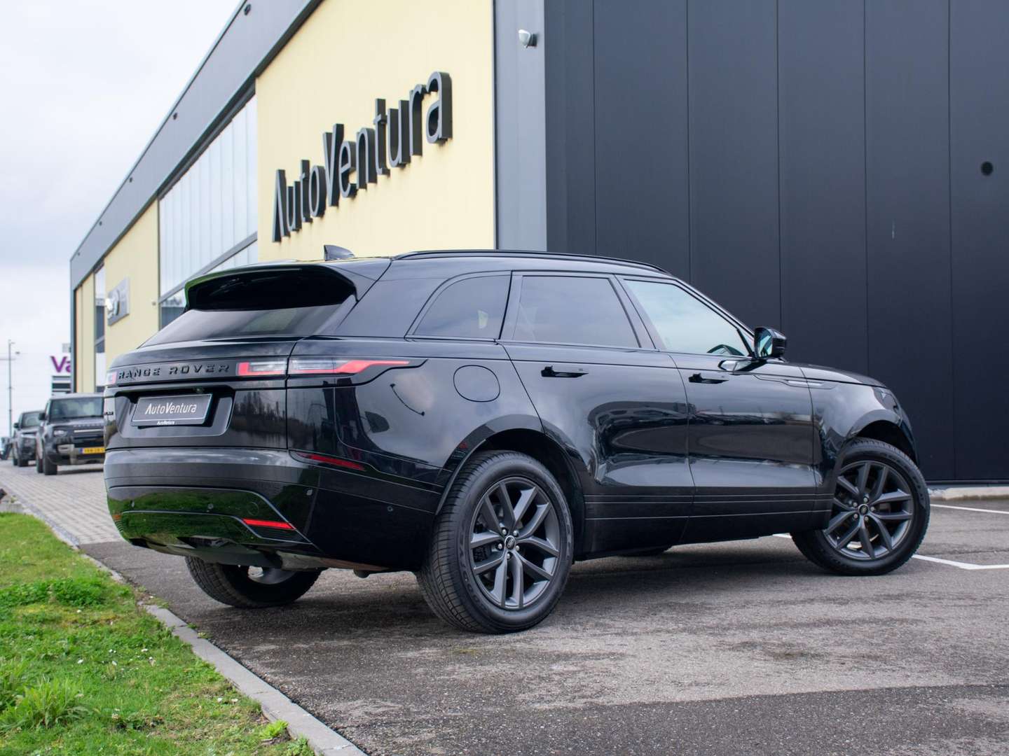 Land Rover Range Rover Velar 2.0 P400e AWD Dynamic SE PHEV - 2025 - Joinsteer - #4