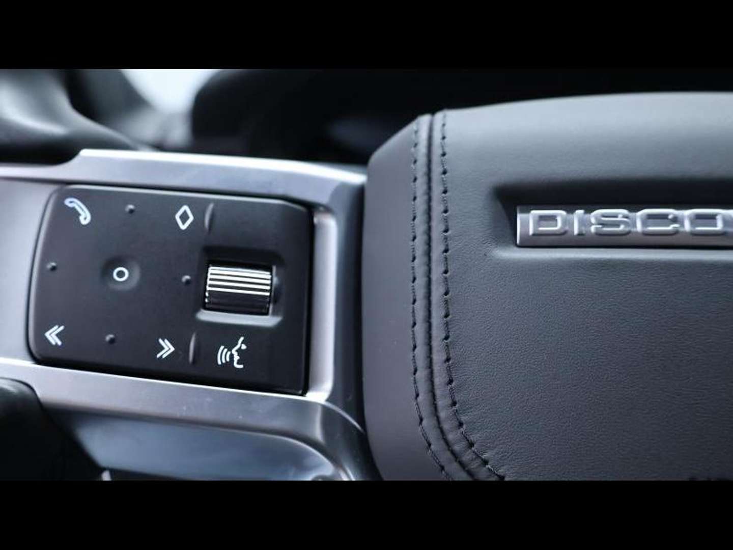 Land Rover Discovery D300 Metropolitan Edition AWD Auto 7 Places - 2023 - Joinsteer - #17