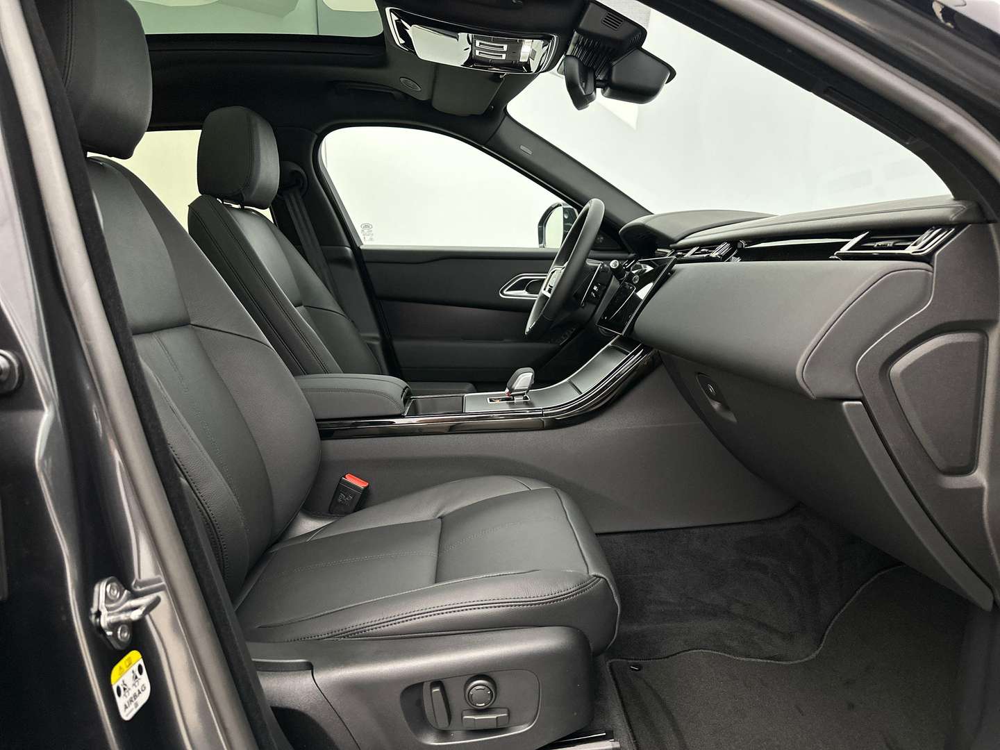 Land Rover Range Rover Velar P400e Dynamic SE AWD Auto 26MY - 2025 - Joinsteer - #3