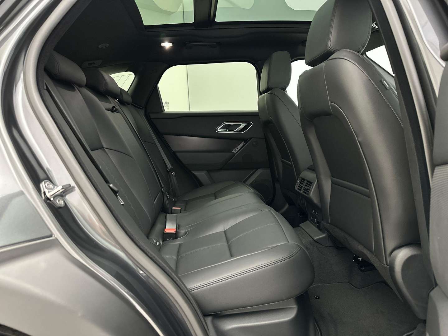 Land Rover Range Rover Velar P400e Dynamic SE AWD Auto 26MY - 2025 - Joinsteer - #5