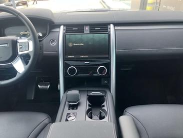 Land Rover Discovery Dynamic SE Aut. 3.0D I6 — photo 21