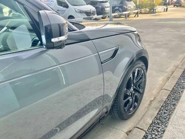 Land Rover Discovery Dynamic SE Aut. 3.0D I6 — photo 25