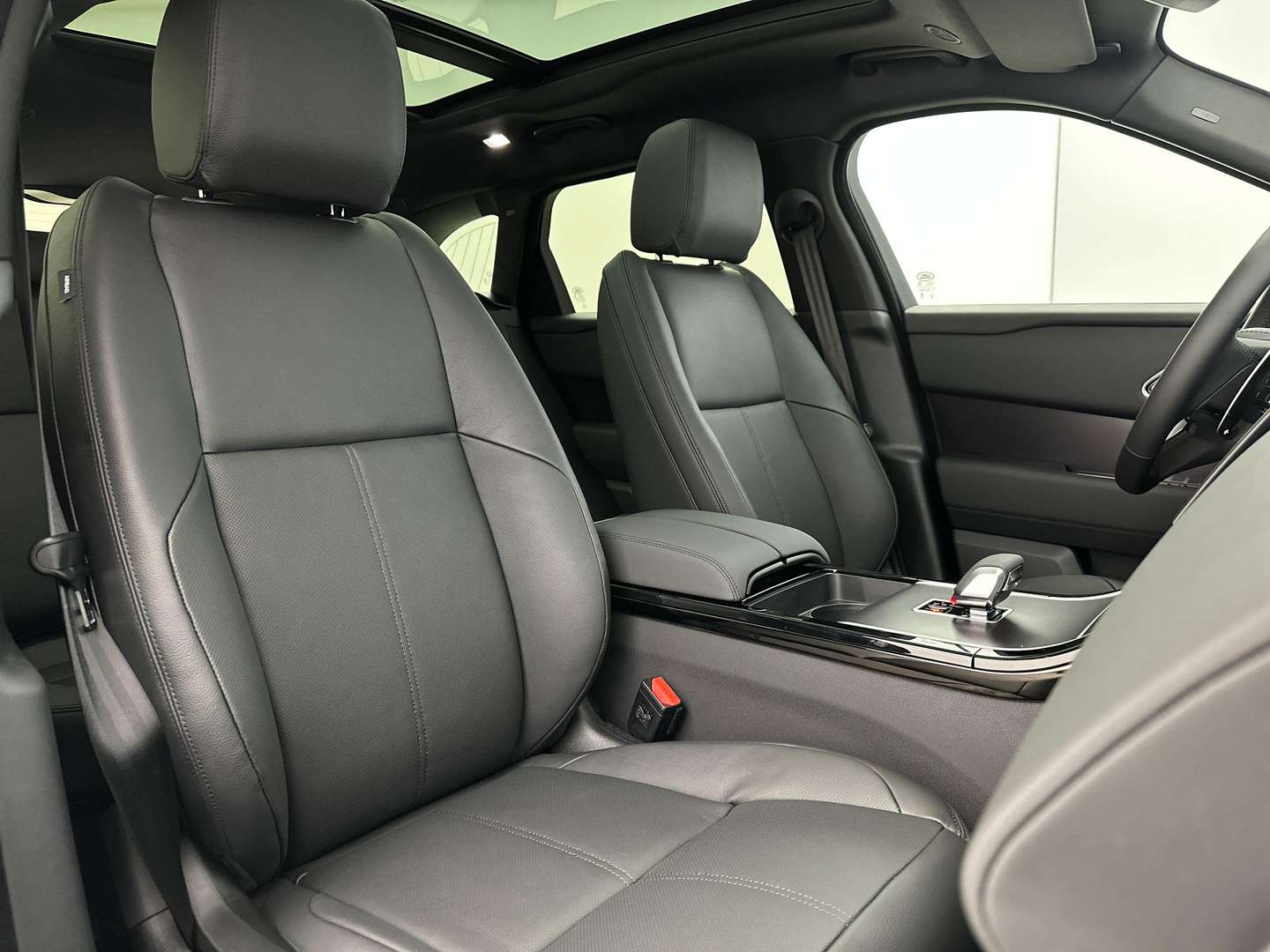 Land Rover Range Rover Velar P400e Dynamic SE AWD Auto 26MY - 2025 - Joinsteer - #11