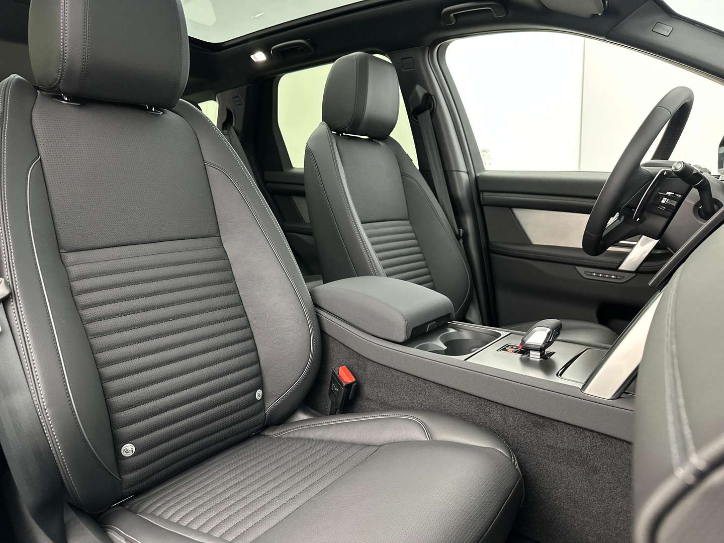 Land Rover Discovery Sport P270e Dynamic SE AWD Auto 25.5MY - 2025 - Joinsteer - #11