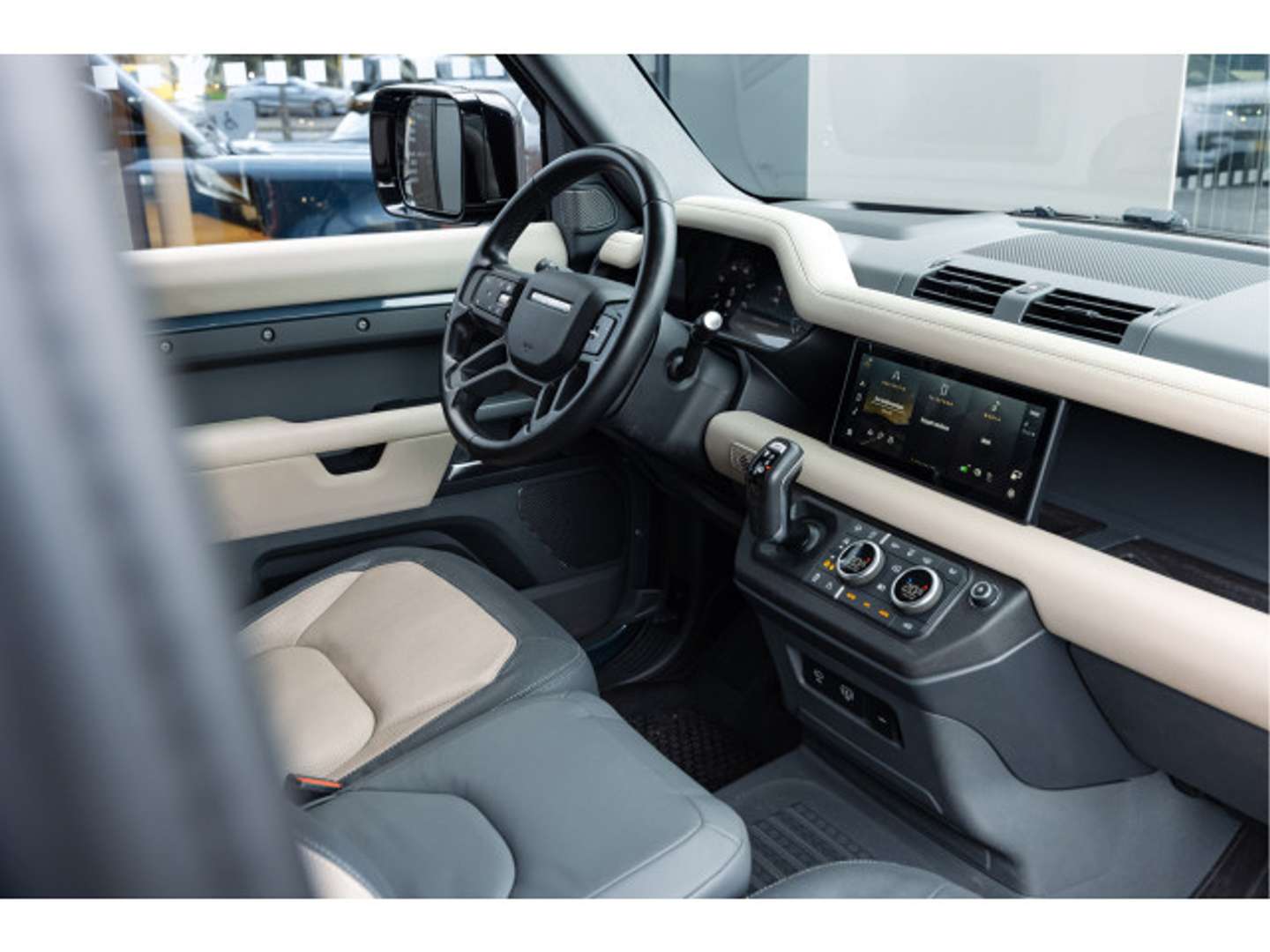 Land Rover Defender 90 X-Dynamic SE P400 - 2023 - Joinsteer - #12