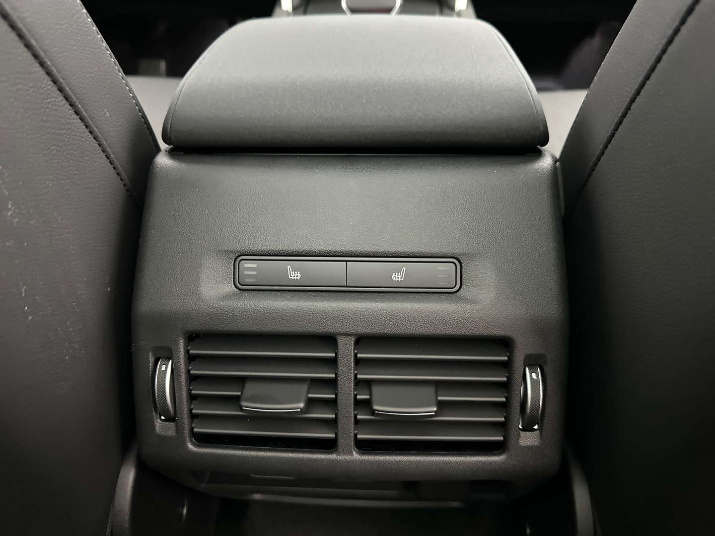 Land Rover Discovery Sport P270e Dynamic SE AWD Auto 25.5MY - 2025 - Joinsteer - #17