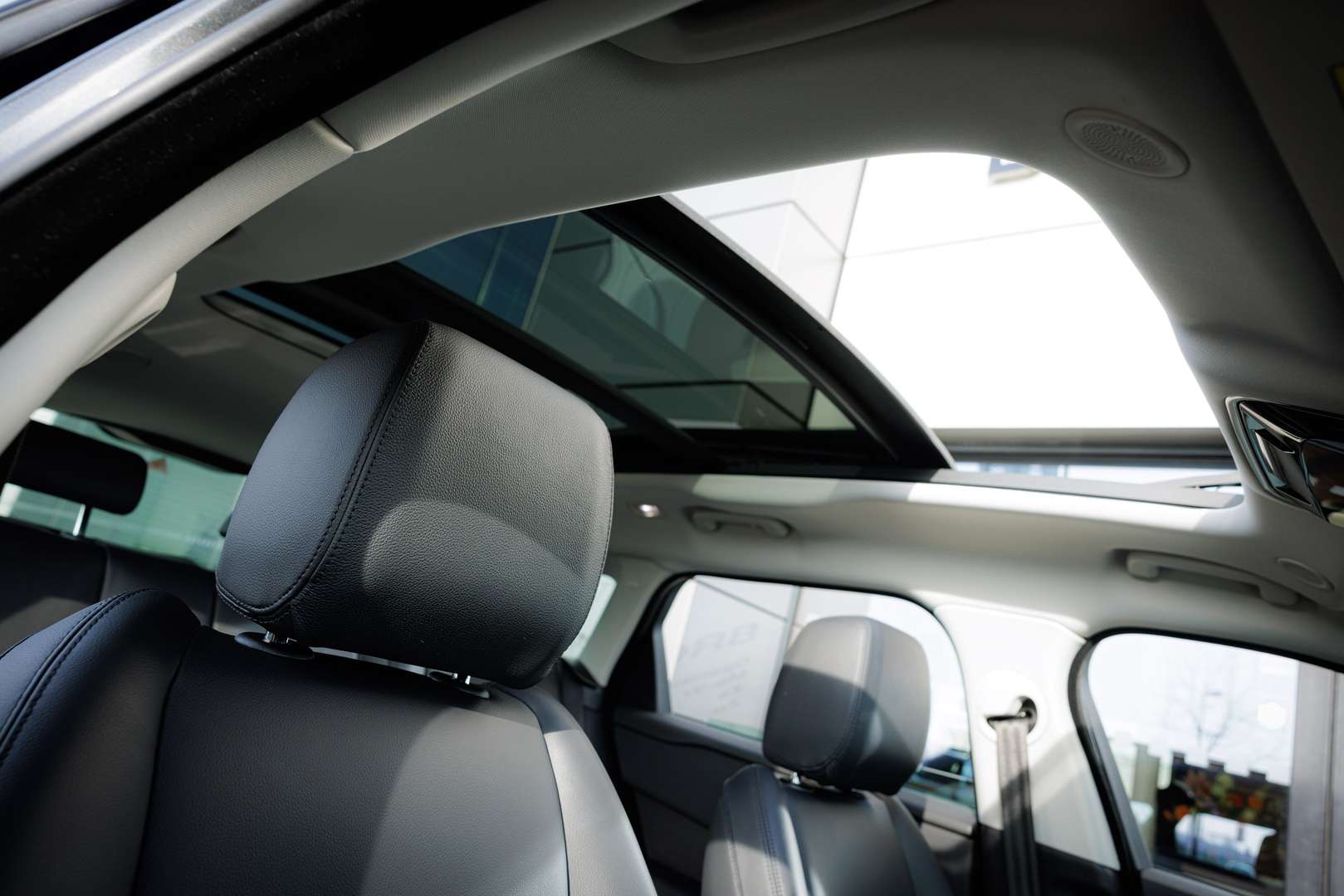 Land Rover Range Rover Velar P400e S | Pano | 20 Inch | Black Pack | Cold Clima - 2024 - Joinsteer - #10