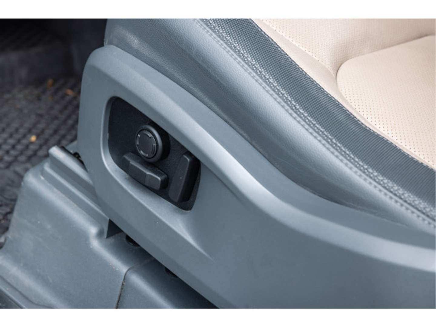 Land Rover Defender 90 X-Dynamic SE P400 - 2023 - Joinsteer - #22