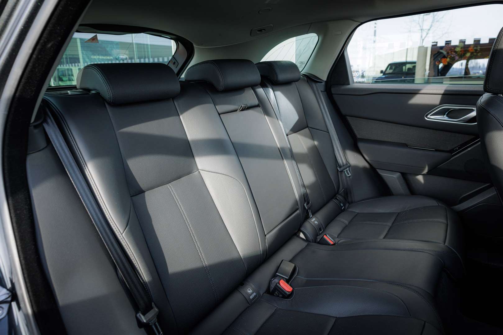 Land Rover Range Rover Velar P400e S | Pano | 20 Inch | Black Pack | Cold Clima - 2024 - Joinsteer - #11