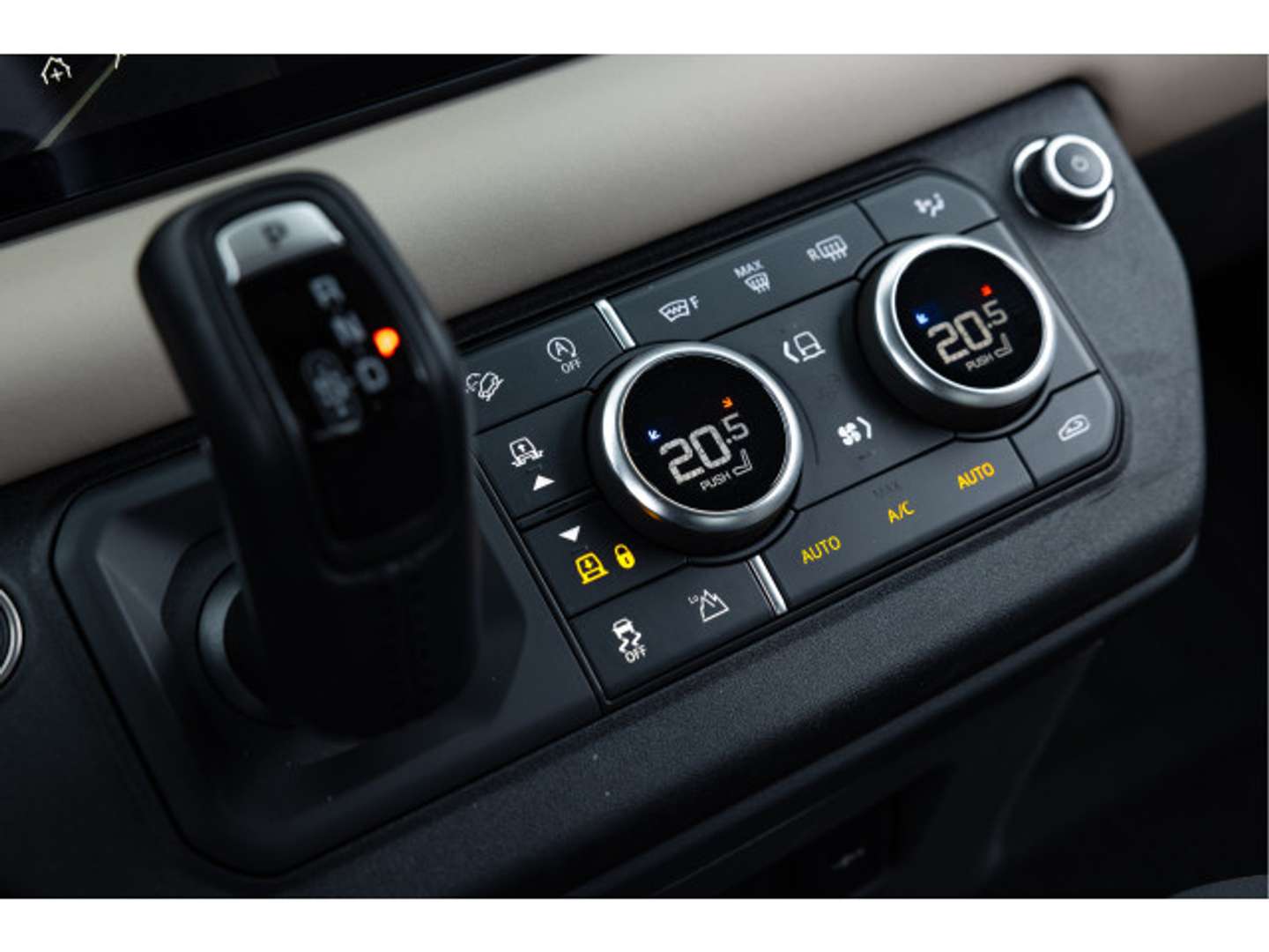 Land Rover Defender 90 X-Dynamic SE P400 - 2023 - Joinsteer - #31