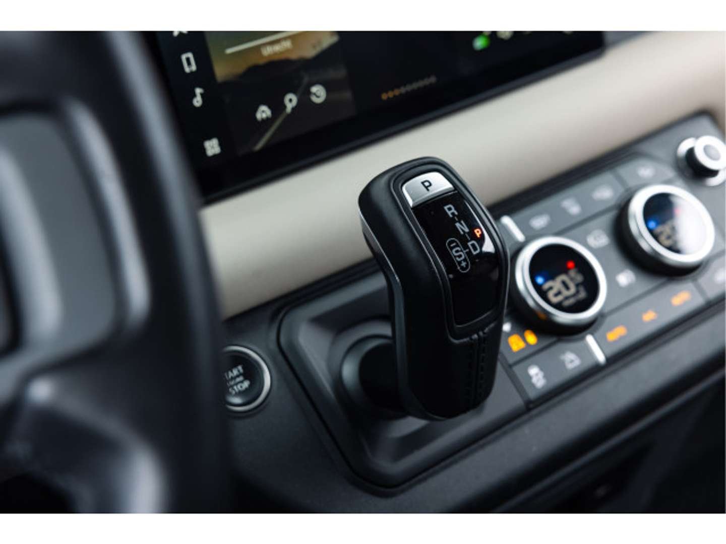 Land Rover Defender 90 X-Dynamic SE P400 - 2023 - Joinsteer - #32