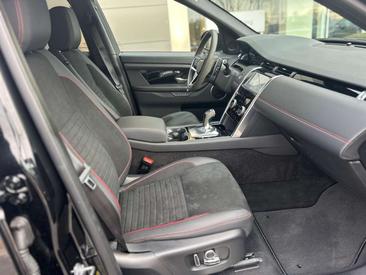 Land Rover Discovery Sport P300e Dynamic SE — photo 7