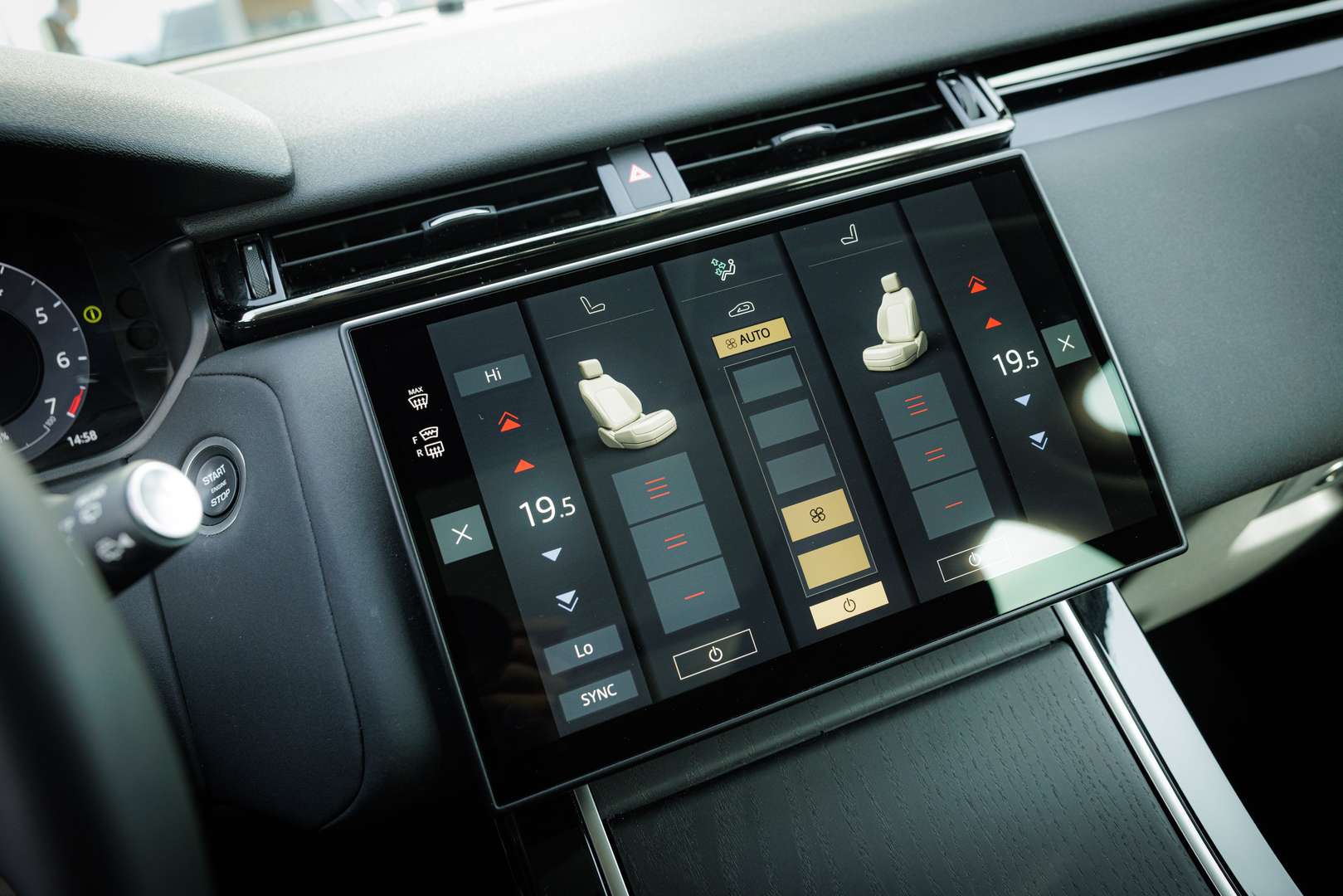 Land Rover Range Rover Velar P400e S | Pano | 20 Inch | Black Pack | Cold Clima - 2024 - Joinsteer - #29