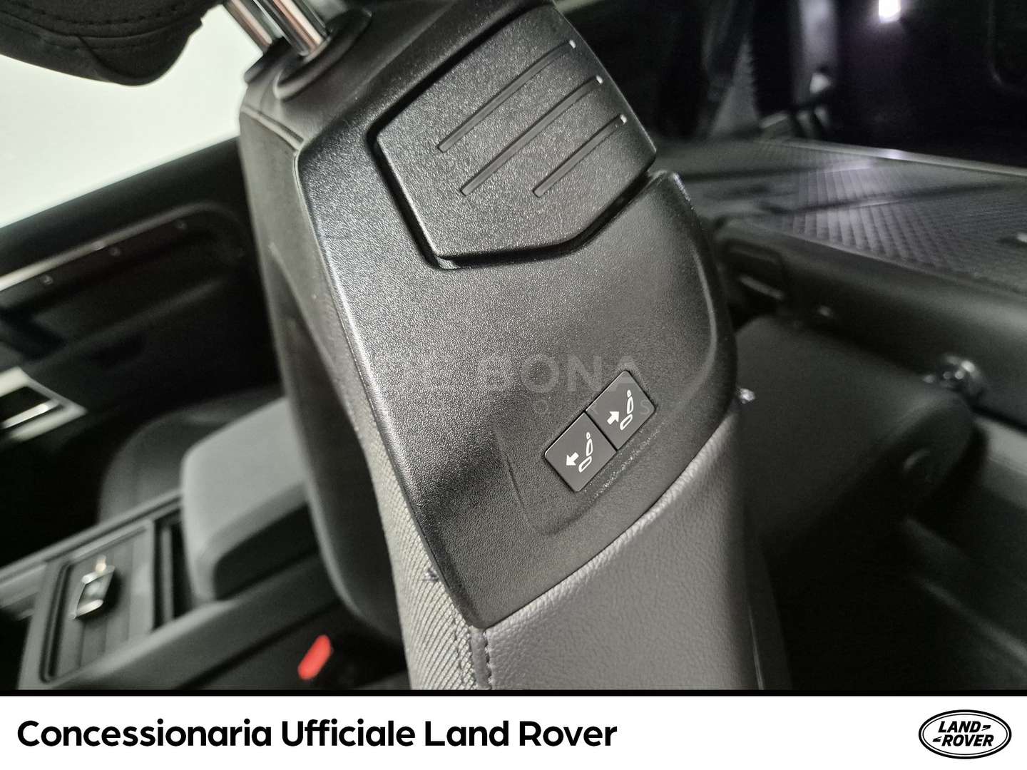 Land Rover Defender 110 SE Awd 3.0d I6 Mhev 250cv Auto - 2021 - Joinsteer - #18