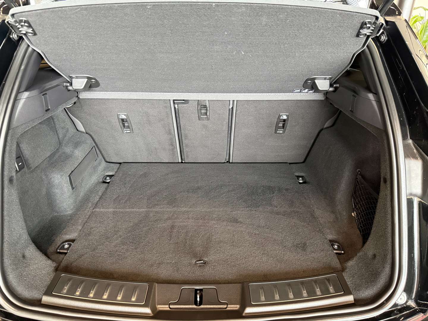 Land Rover Discovery Sport R-Dynamic Plug In Hybrid - 2023 - Joinsteer - #21