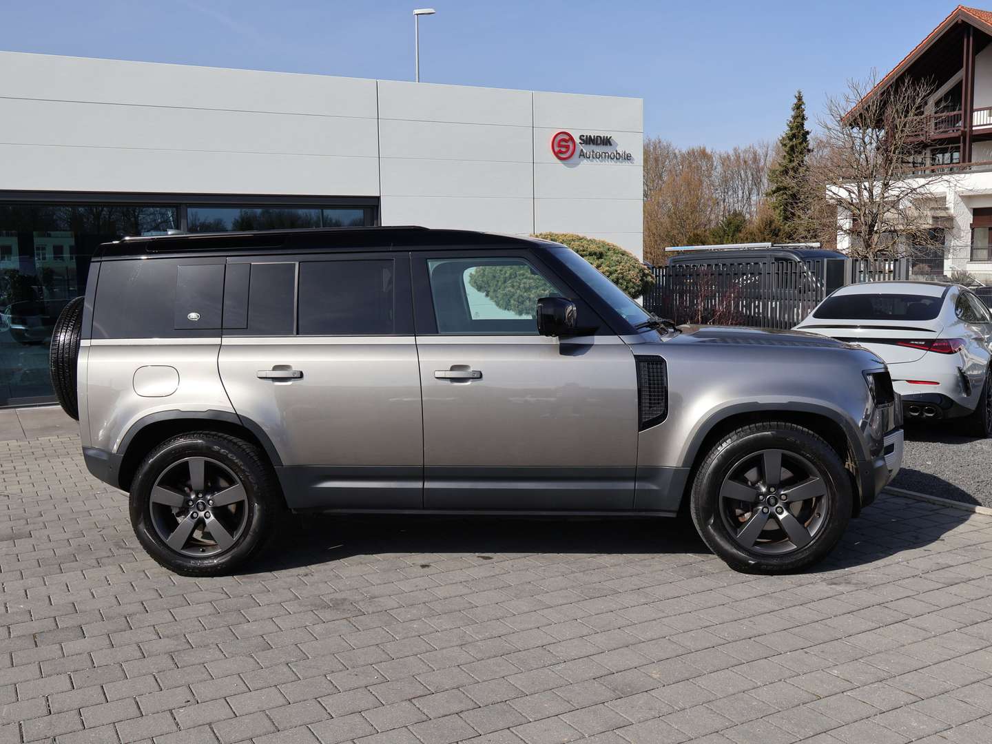 Land Rover Defender 110 D250 SE - 2022 - Joinsteer - #9