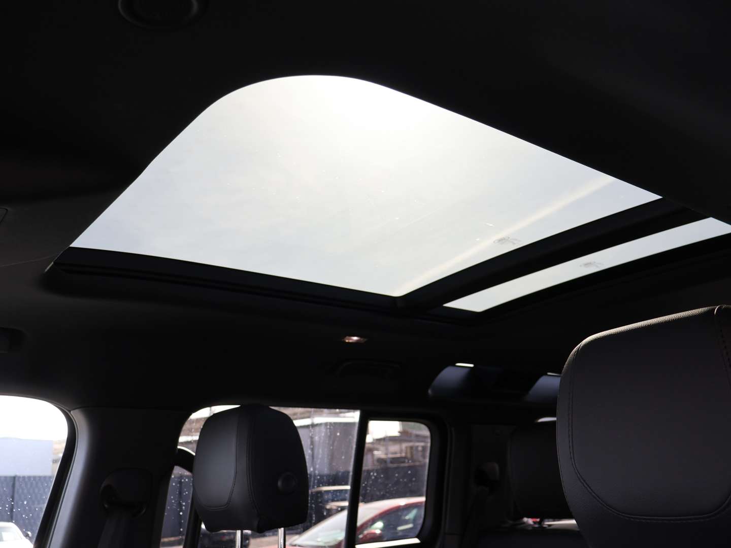 Land Rover Defender 110 D250 SE - 2022 - Joinsteer - #16