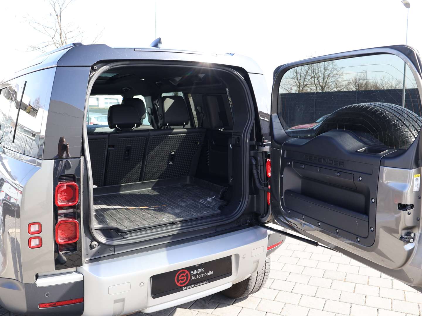 Land Rover Defender 110 D250 SE - 2022 - Joinsteer - #21