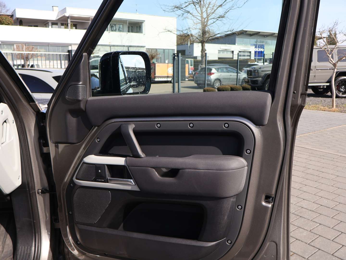 Land Rover Defender 110 D250 SE - 2022 - Joinsteer - #26