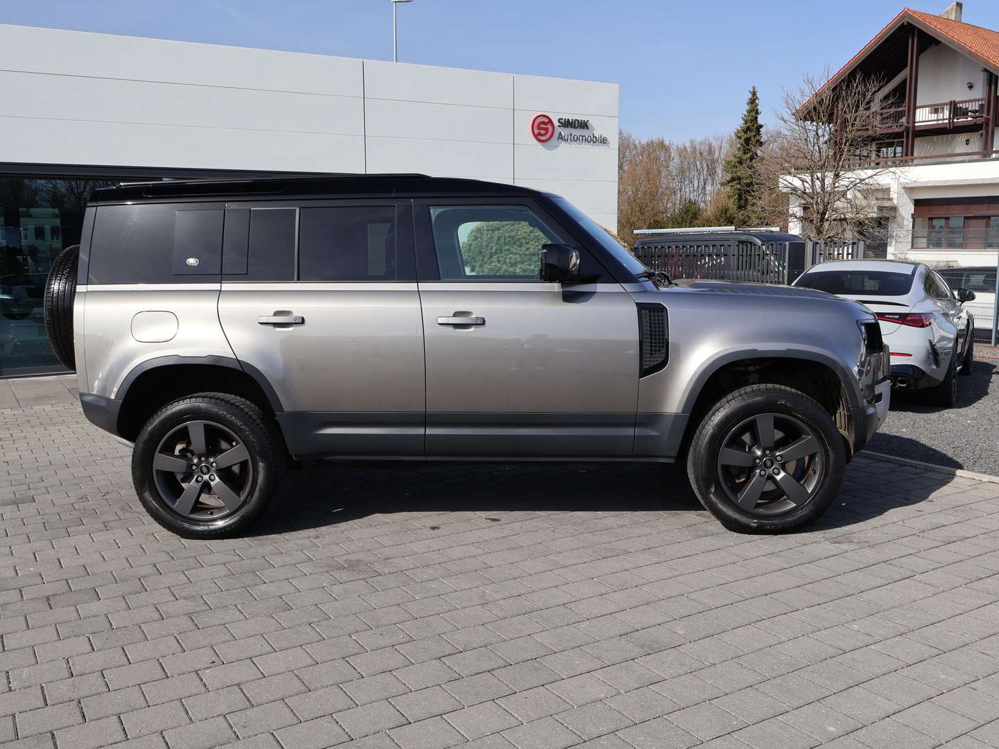 Land Rover Defender 110 D250 SE - 2022 - Joinsteer - #27