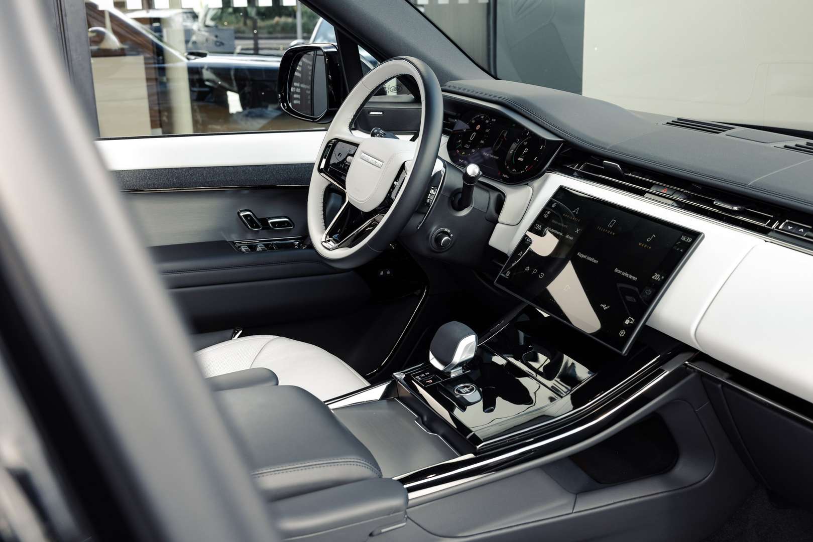 Land Rover Range Rover Sport Dynamic SE P460e - 2024 - Joinsteer - #9