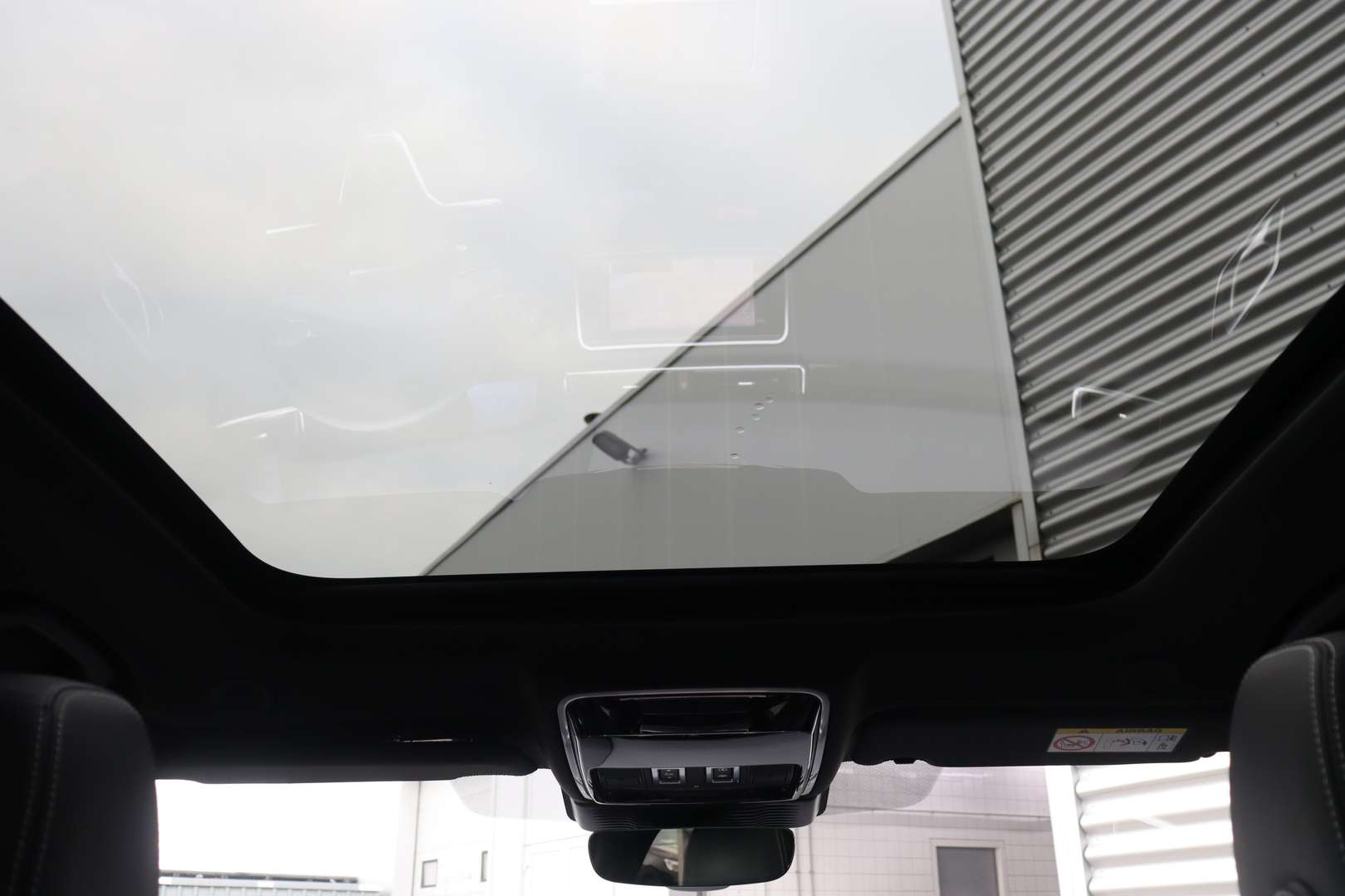 Land Rover Range Rover Velar 2.0 P400e 404PK S AUTOMAAT / NAVI / LEDER / CLIMA - 2023 - Joinsteer - #34