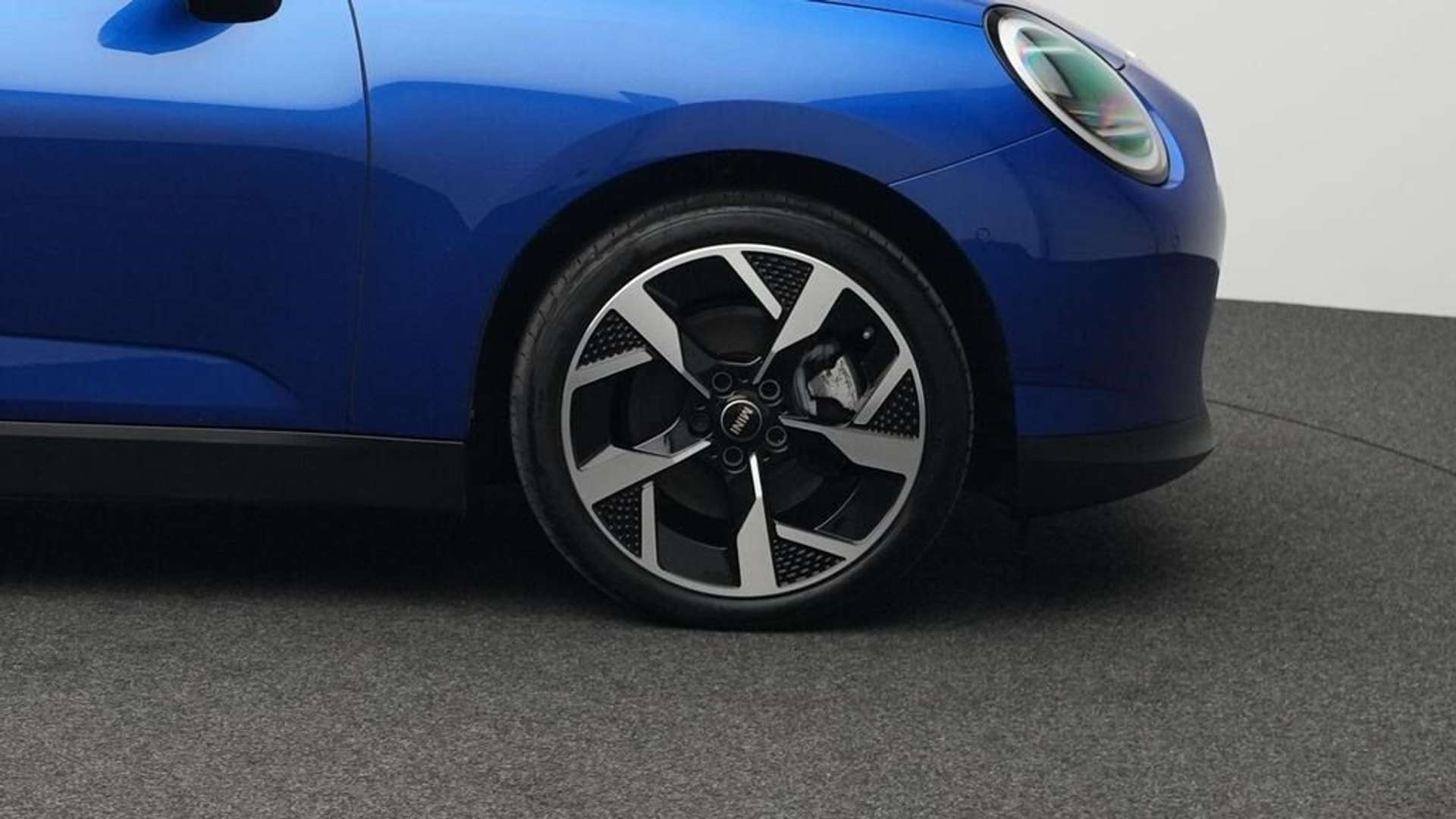 Mini 3 Portes Favoured Cooper E - 2024 - Joinsteer - #5