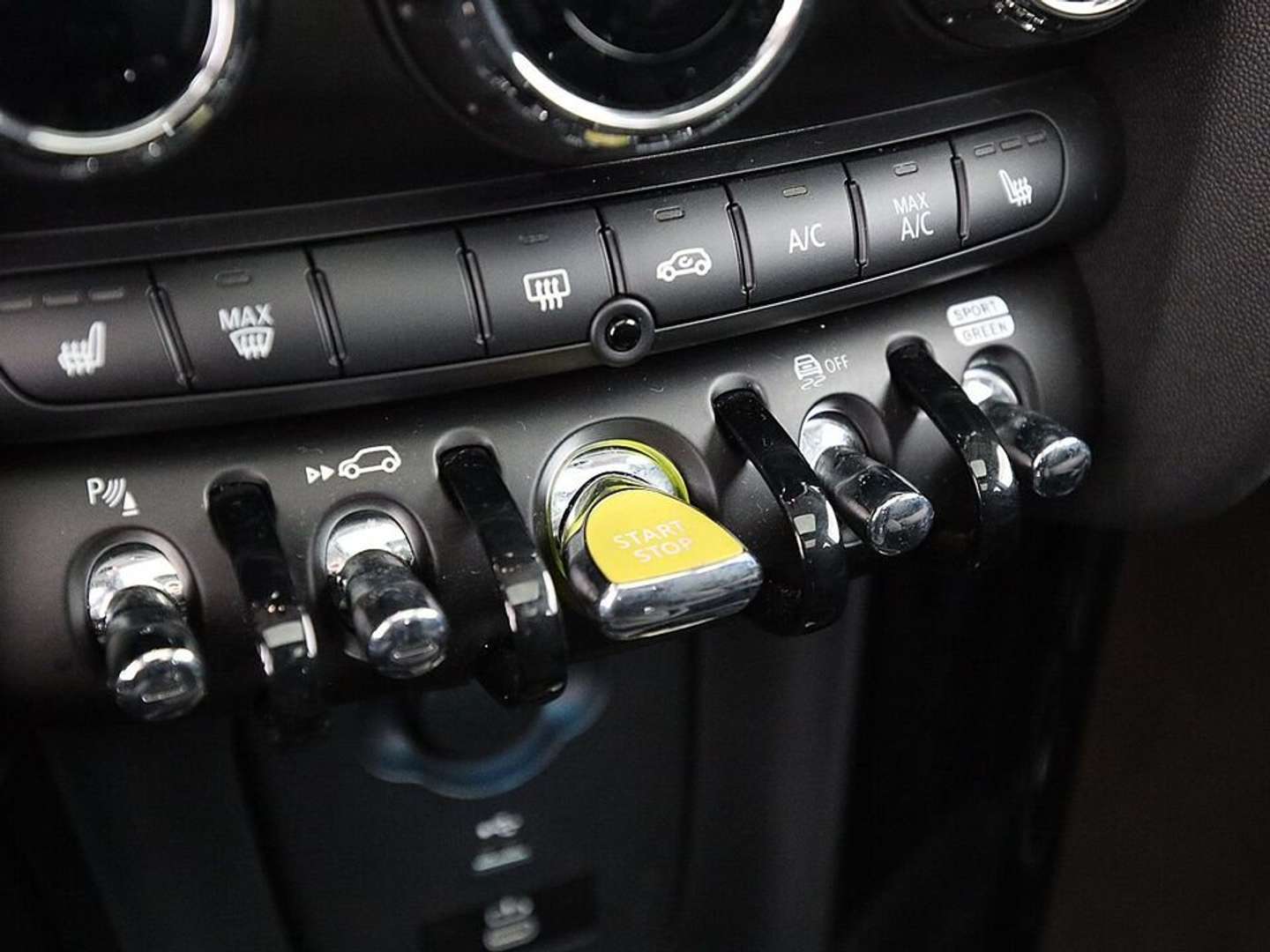 Mini Electric Classic Cooper SE - 2023 - Joinsteer - #13