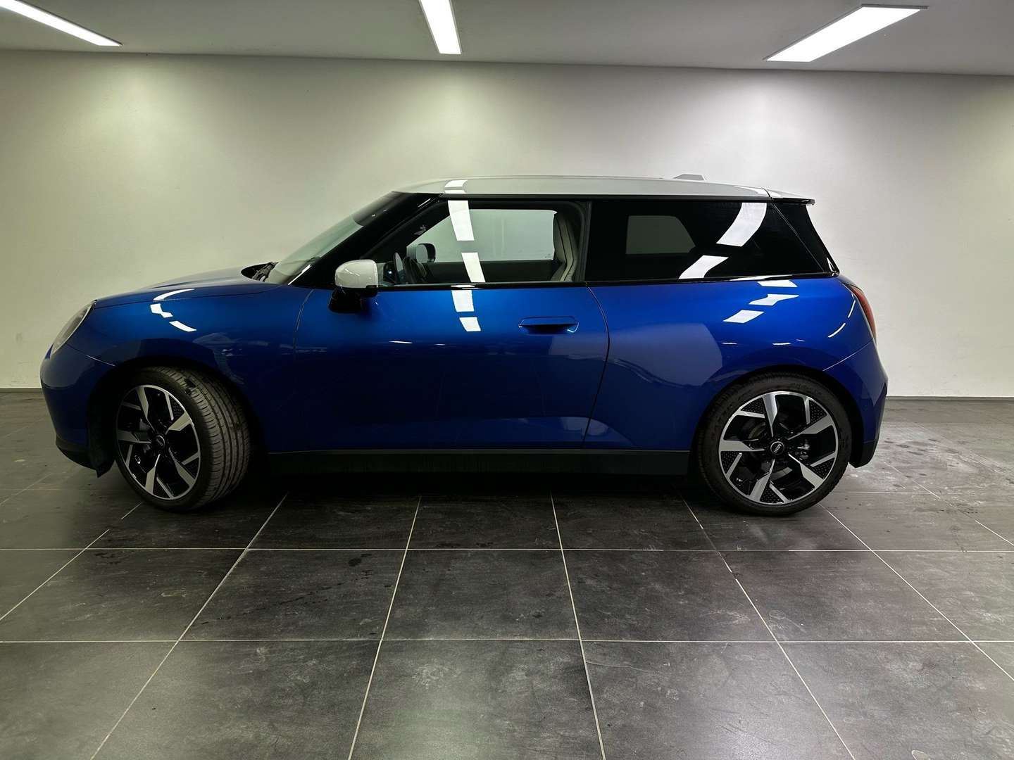 Mini Electric Favoured Cooper SE - 2024 - Joinsteer - #3