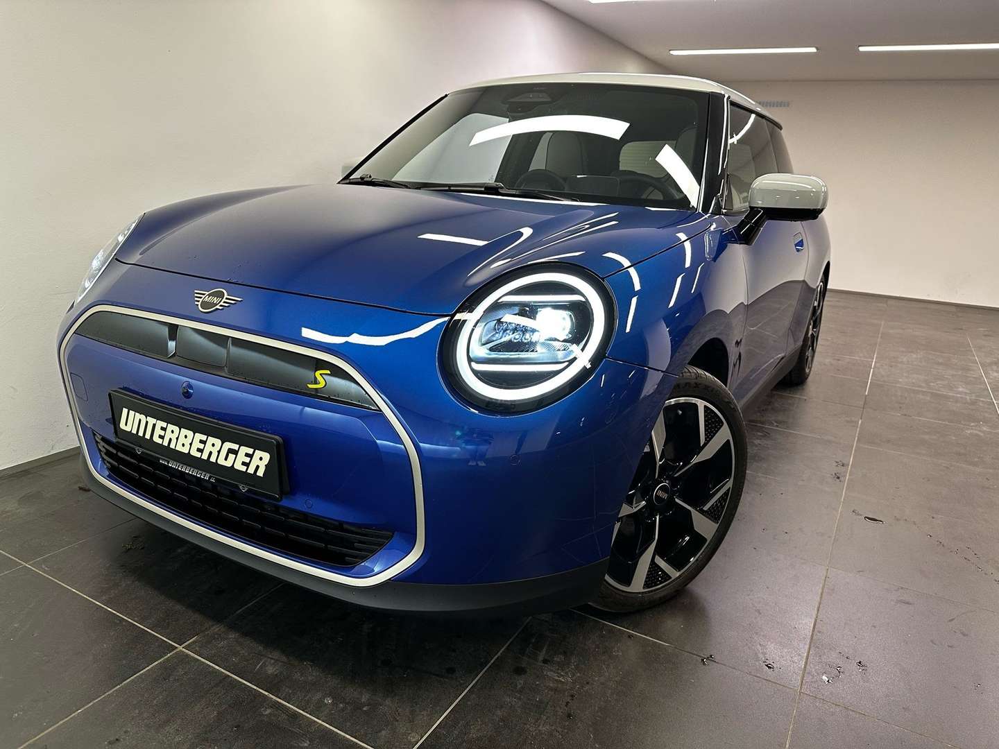 Mini Electric Favoured Cooper SE - 2024 - Joinsteer - #13