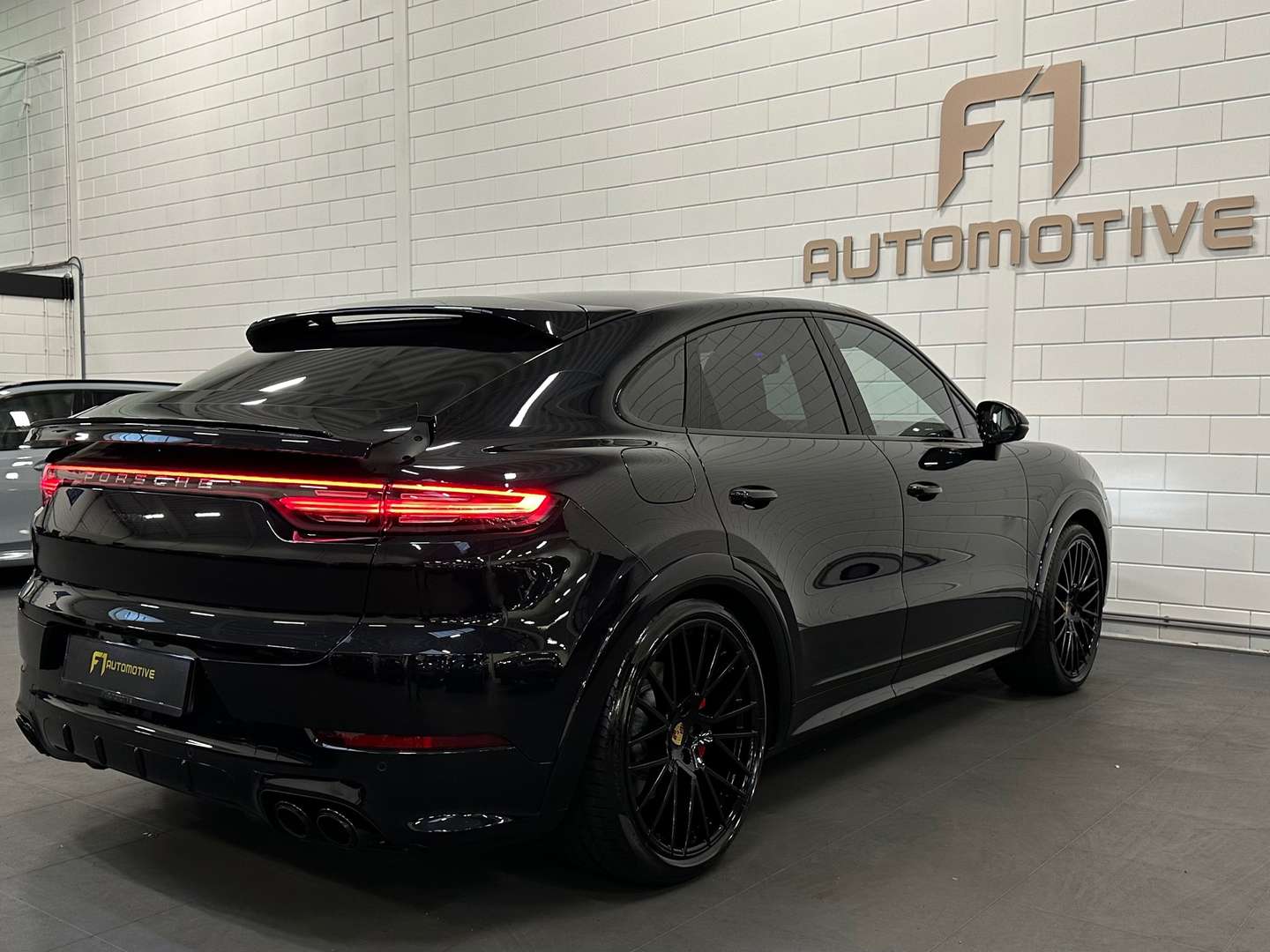 Porsche Cayenne Coupé E-Hybrid - 2021 - Joinsteer - #2