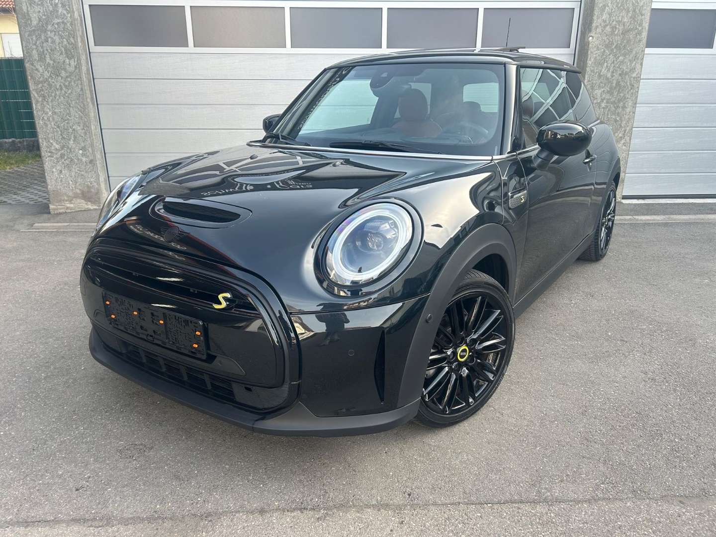 Mini Electric Yours Cooper SE - 2023 - Joinsteer - #3