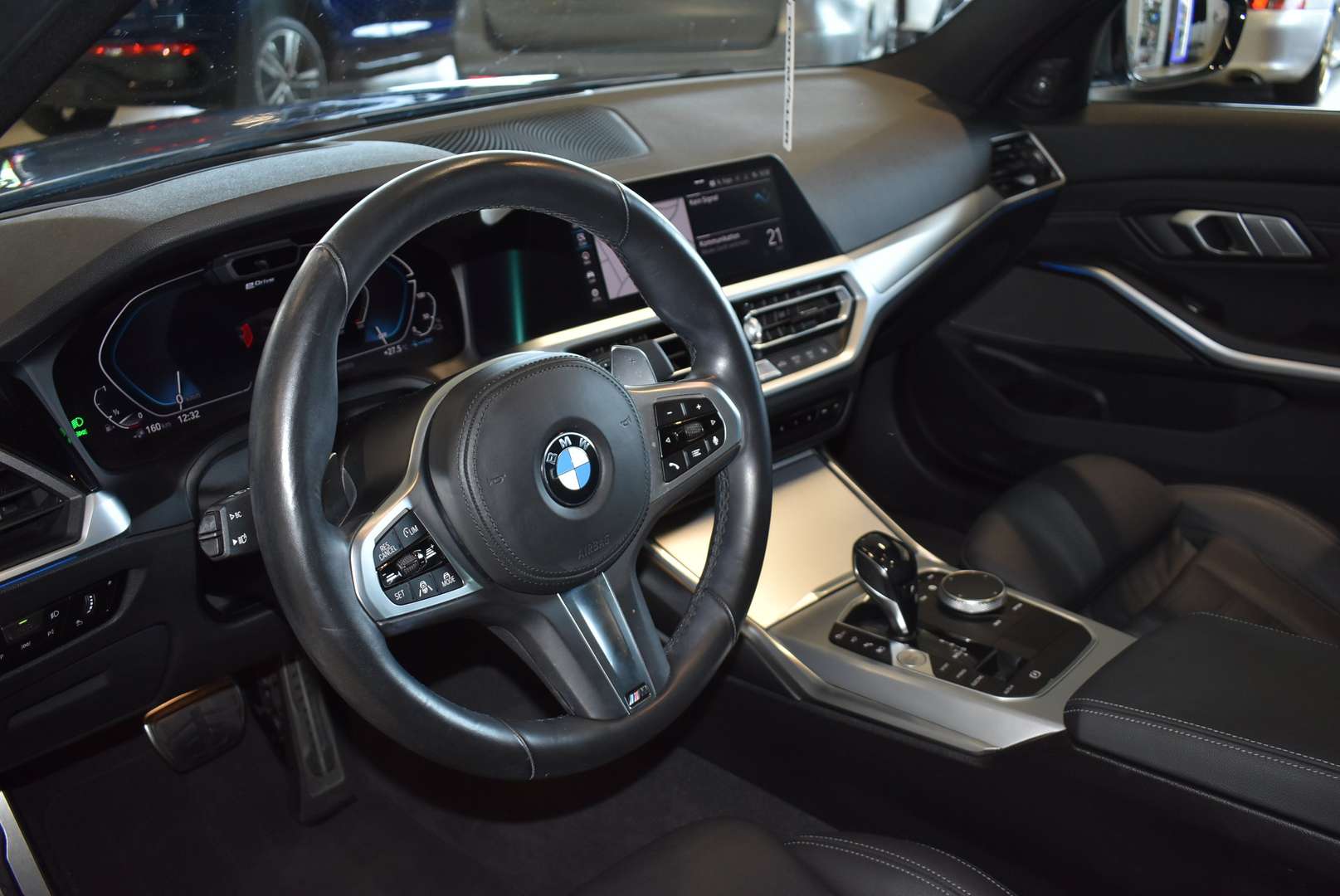 BMW Série 3 330e M SPORT - 2021 - Joinsteer - #18