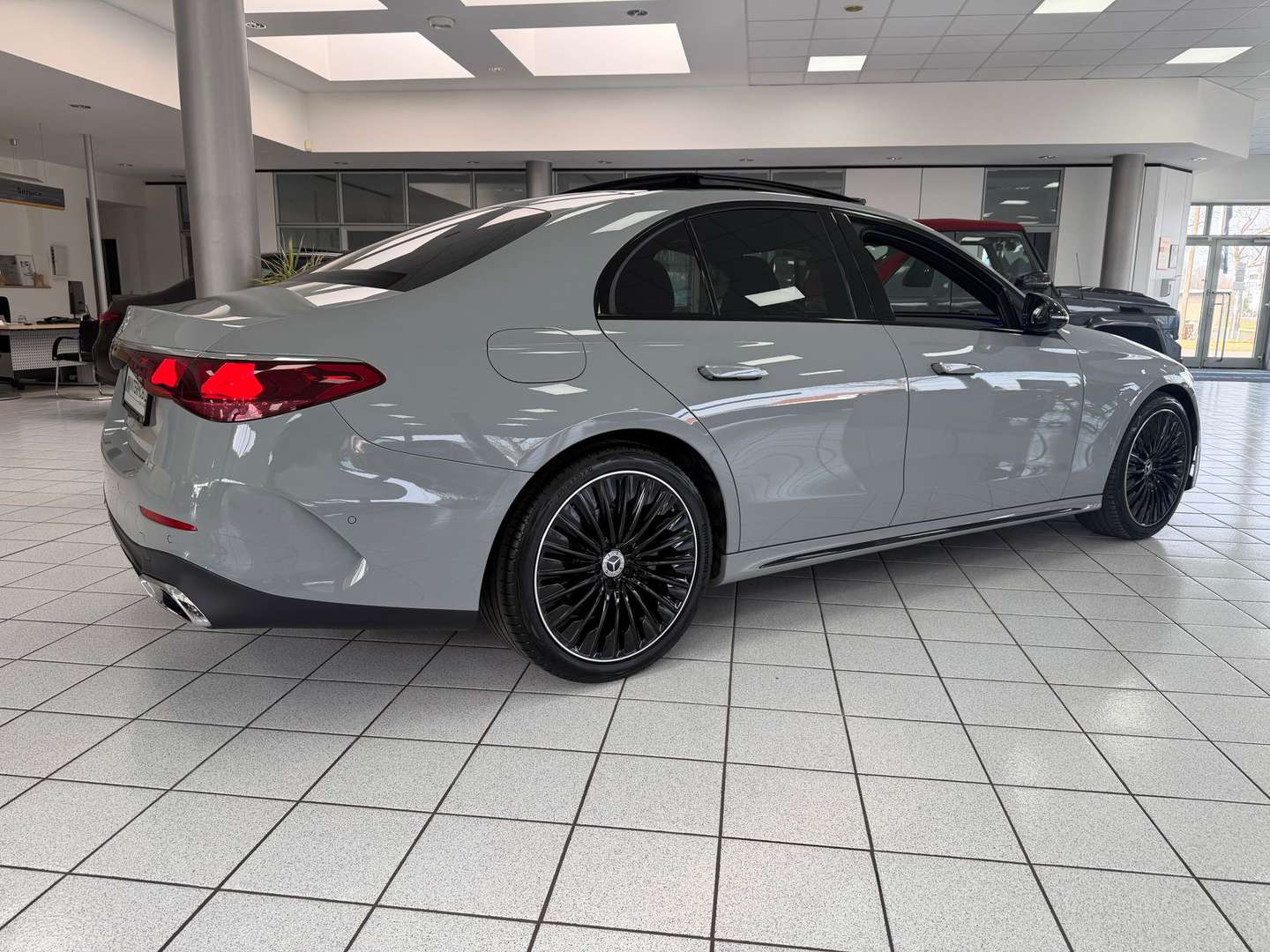 Mercedes Classe E 220 AMG-Line - 2025 - Joinsteer - #3