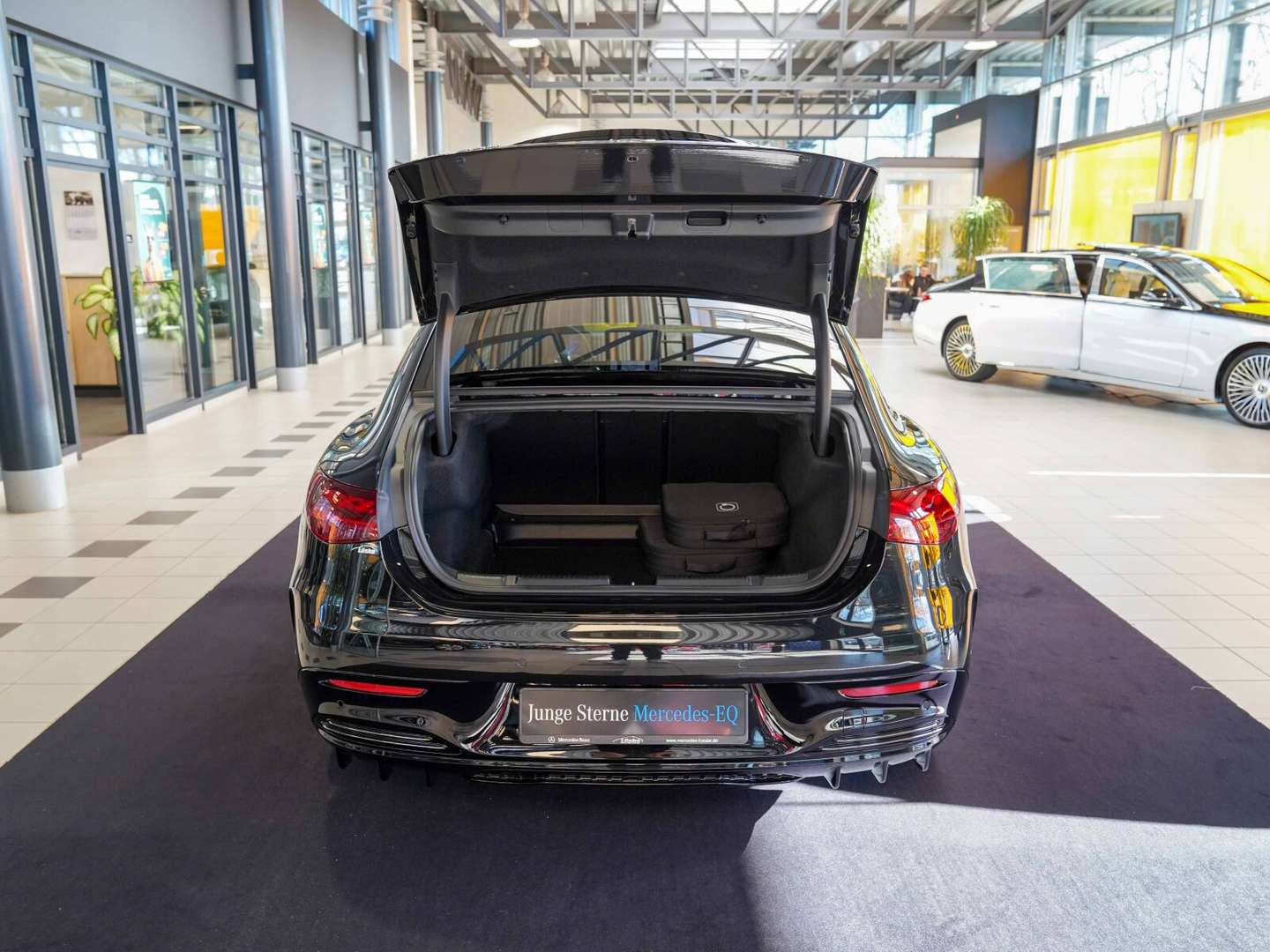 Mercedes EQE 350 AMG Line - 2024 - Joinsteer - #12