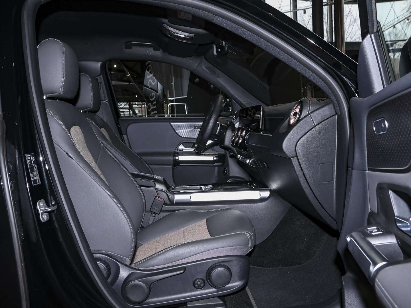 Mercedes EQB 300 Electric Art - 2024 - Joinsteer - #4