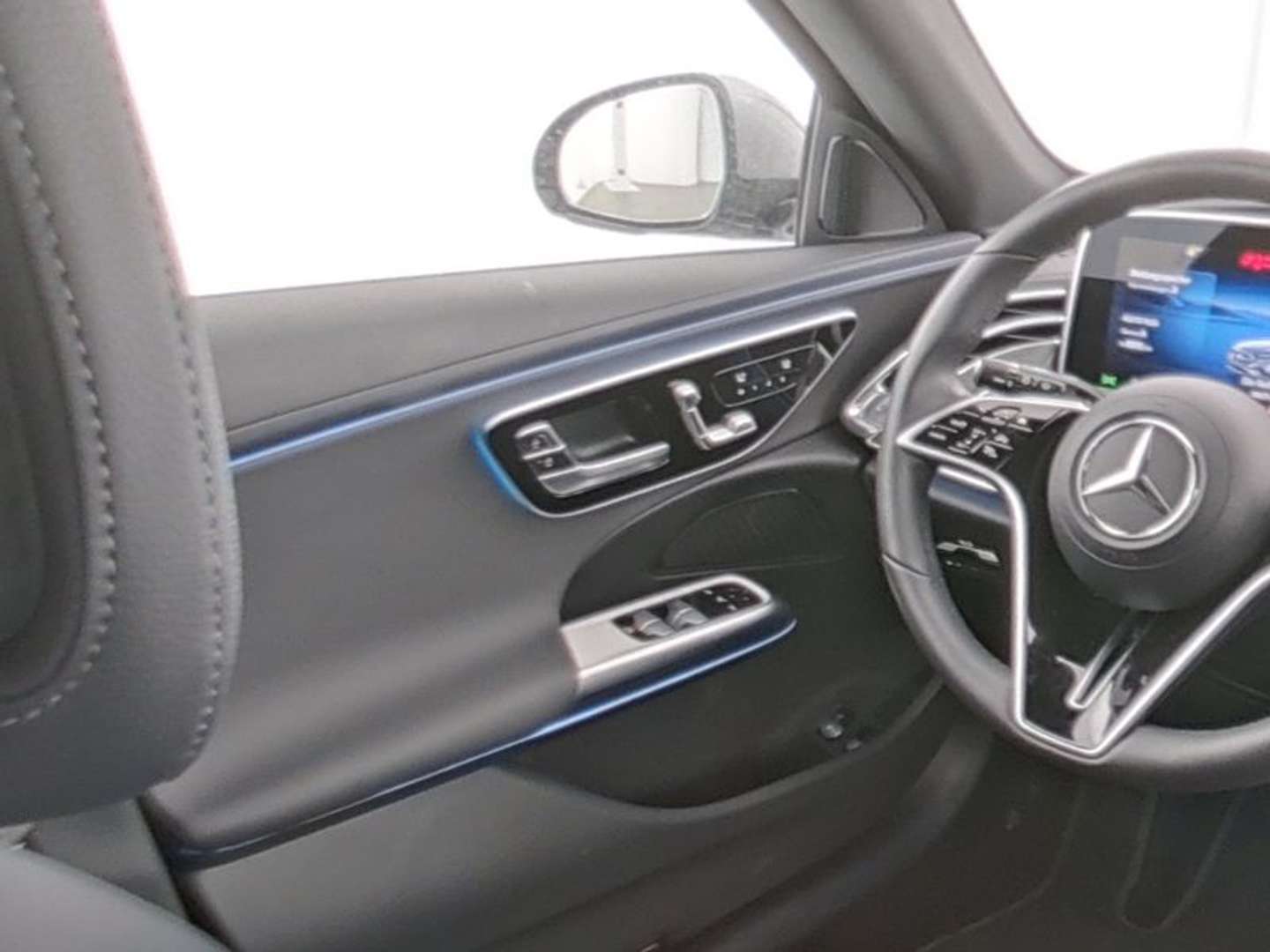 Mercedes Classe E 300 Avantgarde - 2025 - Joinsteer - #7