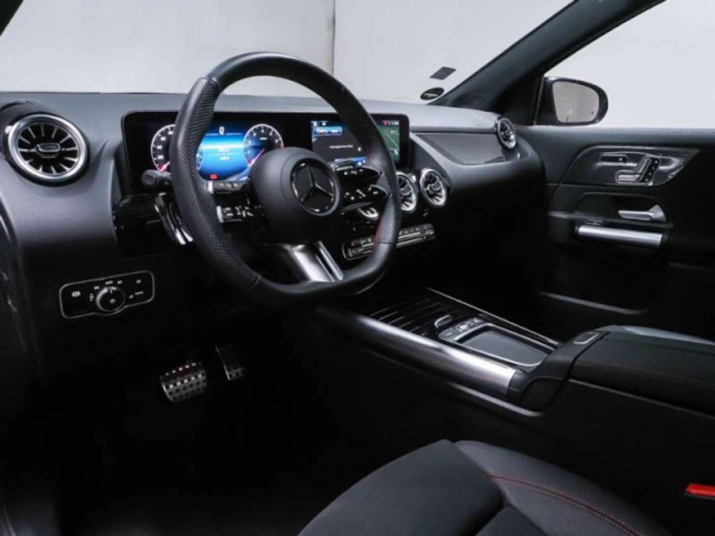 Mercedes GLA 200 200 Night - 2024 - Joinsteer - #12