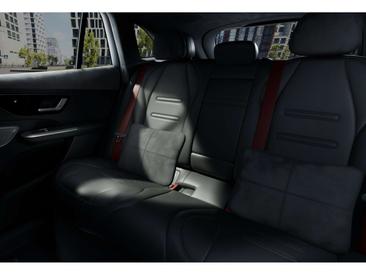 Mercedes EQE 53 AMG 53 — photo 9