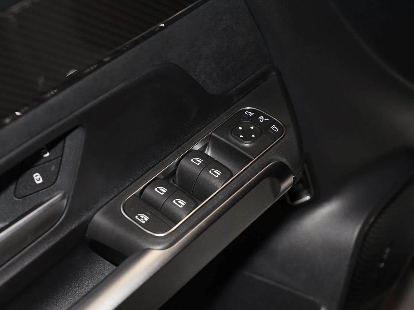 Mercedes GLB 200 AMG Line - 2025 - Joinsteer - #14