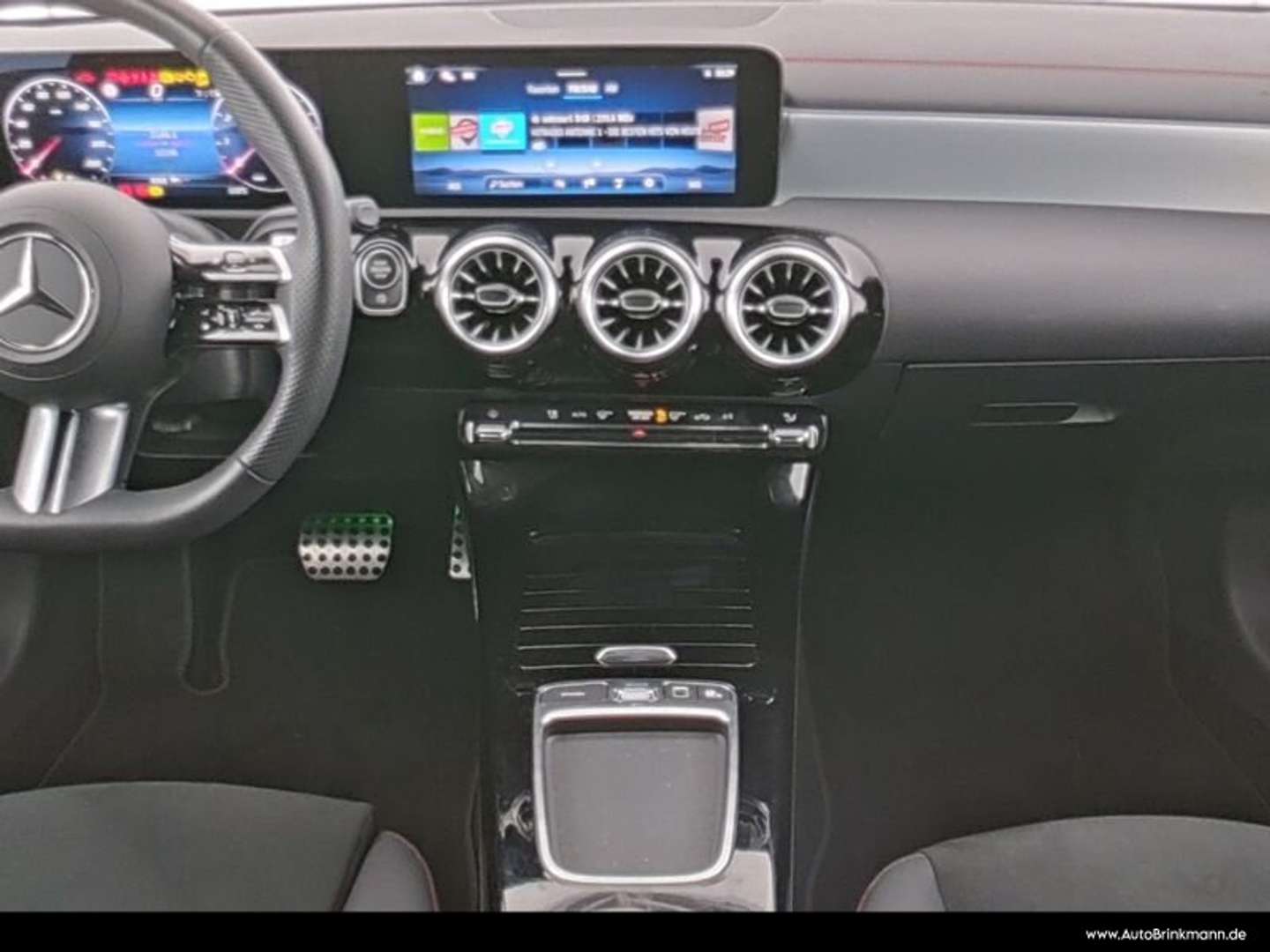 Mercedes CLA Shooting Break 200 AMG-LINE - 2025 - Joinsteer - #4