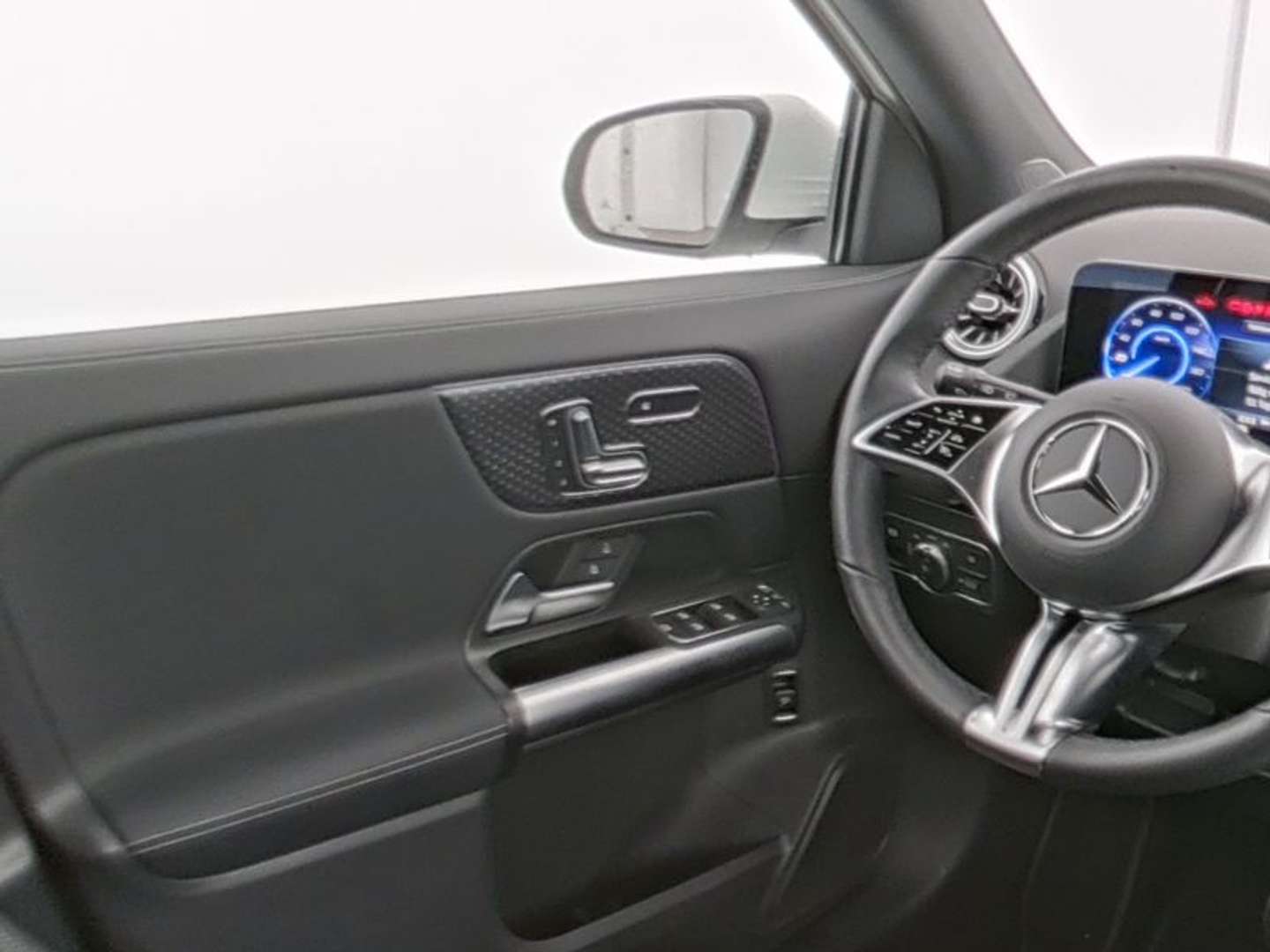 Mercedes EQA 300 Progressive - 2024 - Joinsteer - #8