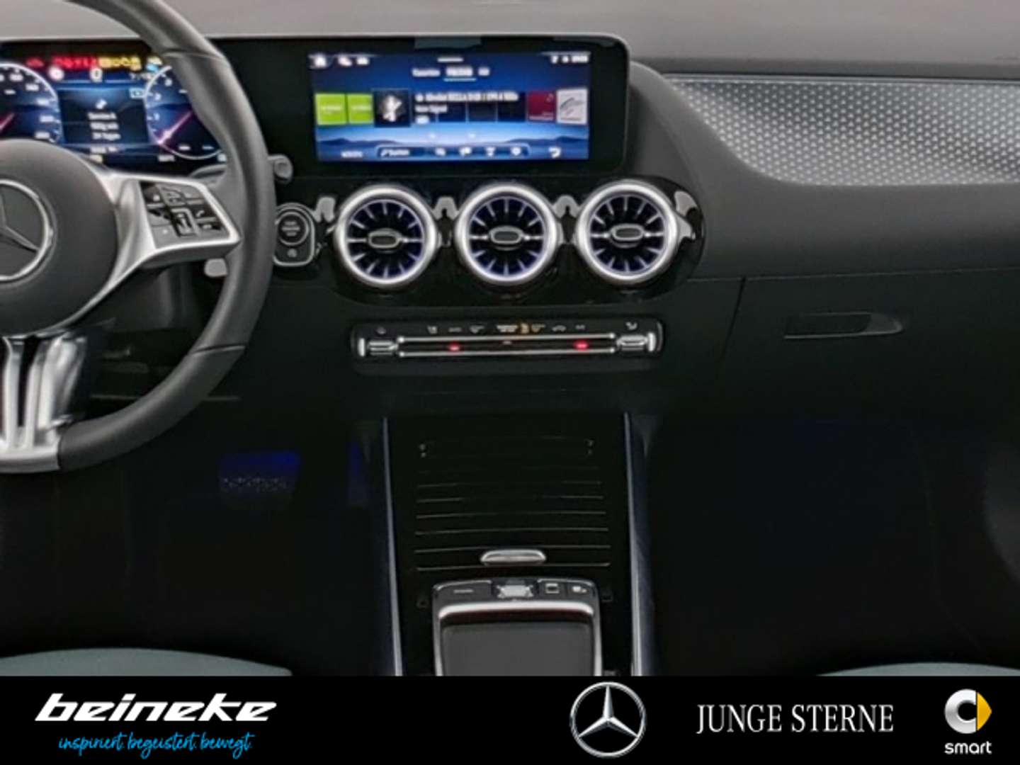 Mercedes GLA 180 Progressive - 2024 - Joinsteer - #3