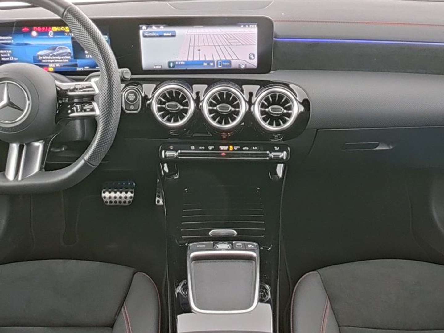 Mercedes CLA 200 200 Night Edition - 2024 - Joinsteer - #5